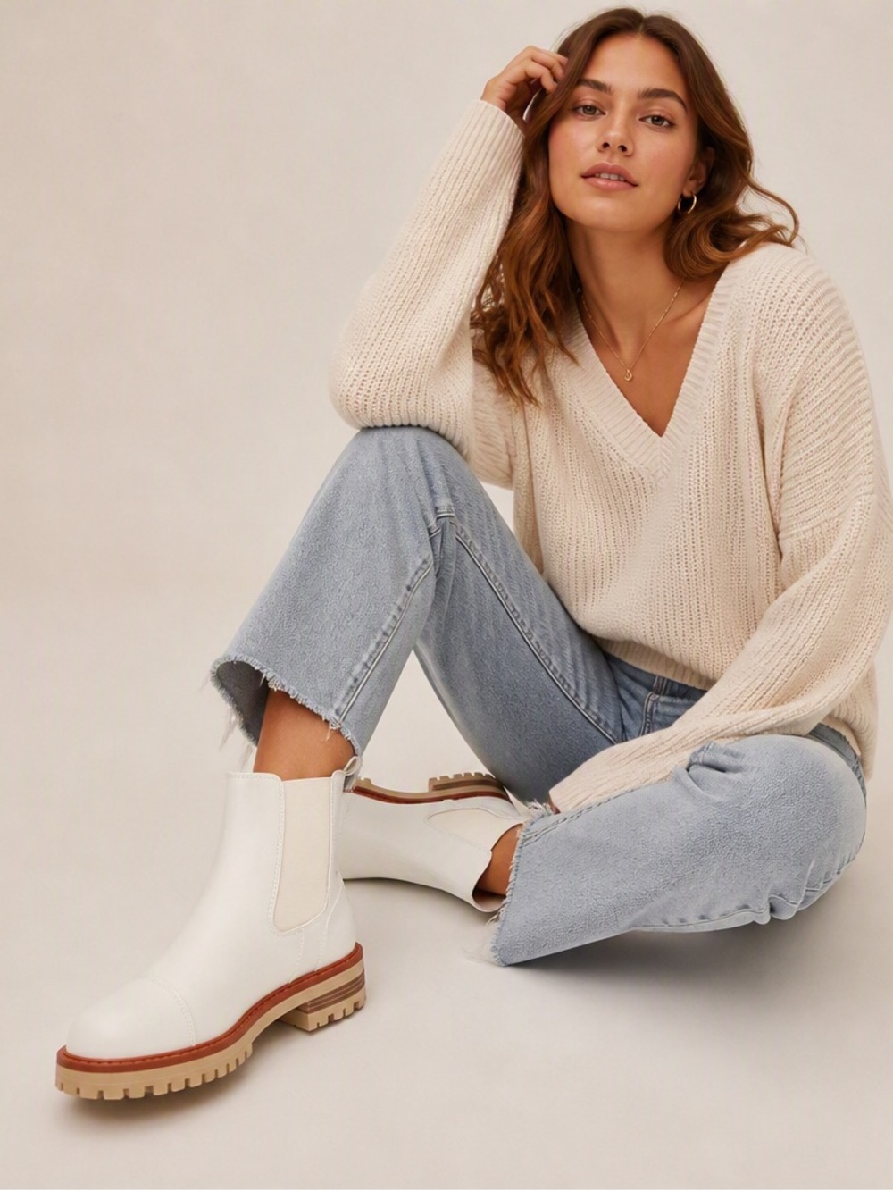 Women's White Chelsea Boots faux leather, size 8.5 NIB